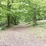 Les Paradoux